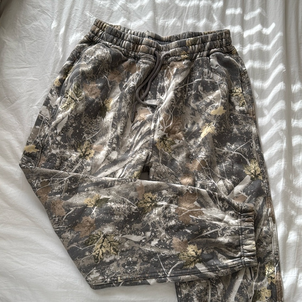 Abercrombie & Fitch Camo Men's Essential Sweatpants